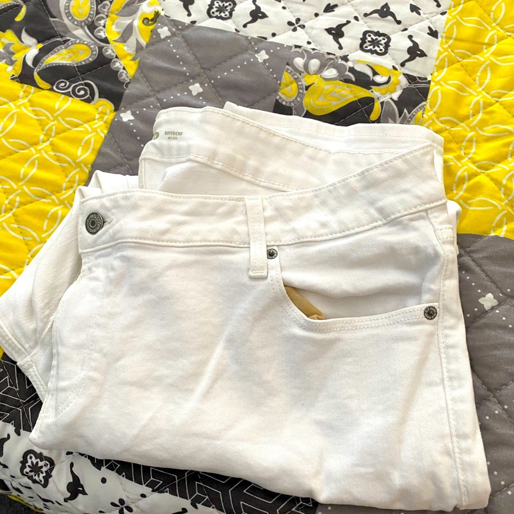 White old navy jeans